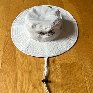 Men’s bucket hat